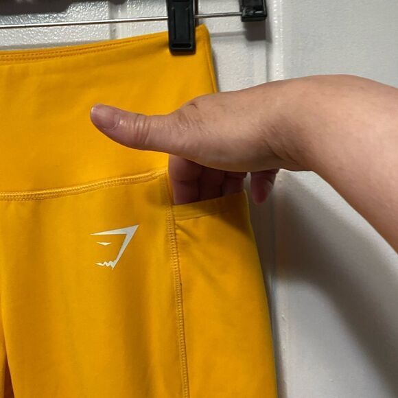Gymshark Women’s Leggings Full Length Gold XS - Picture 3 of 6